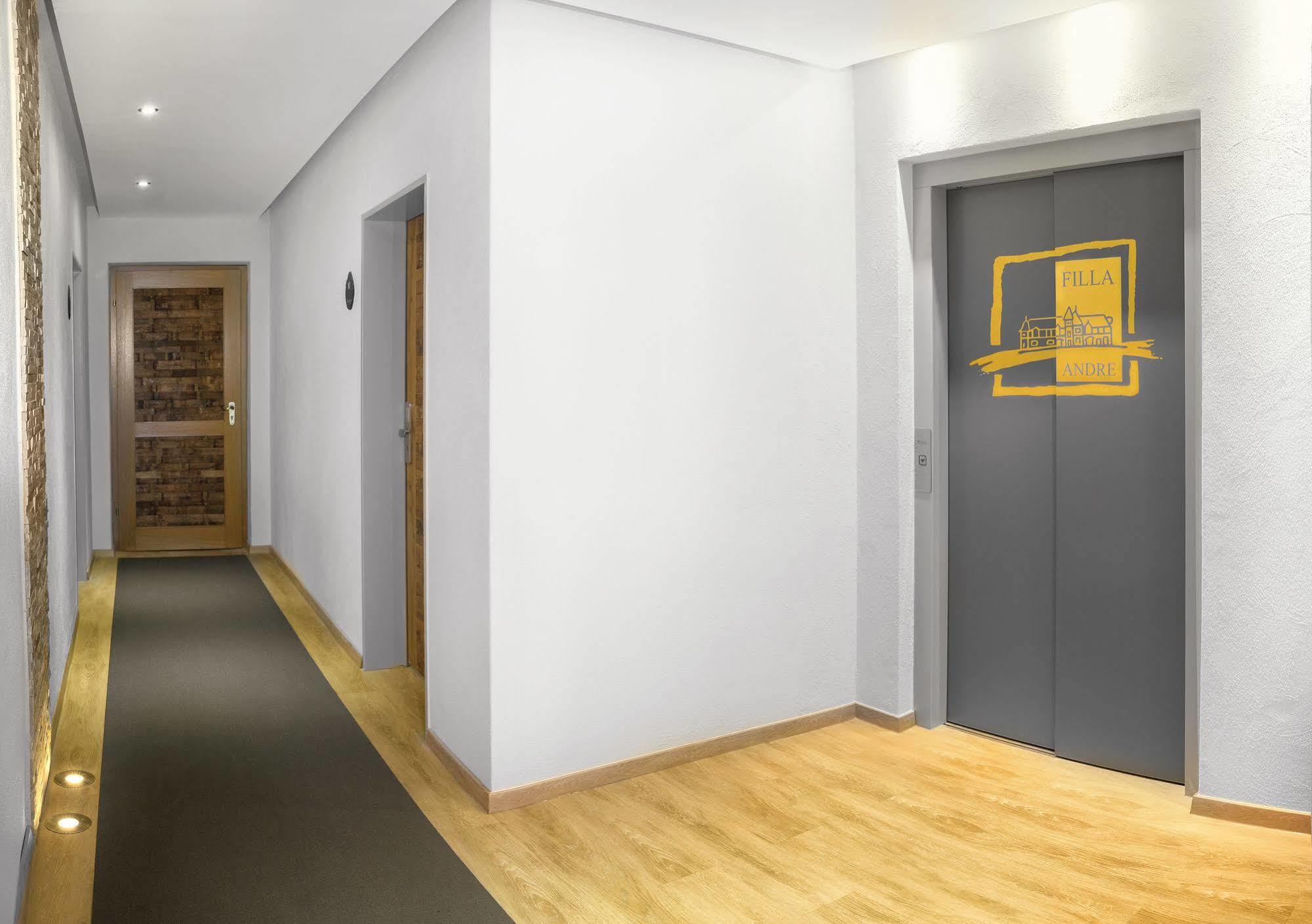 Hotel Filla Andre Ernst Bagian luar foto