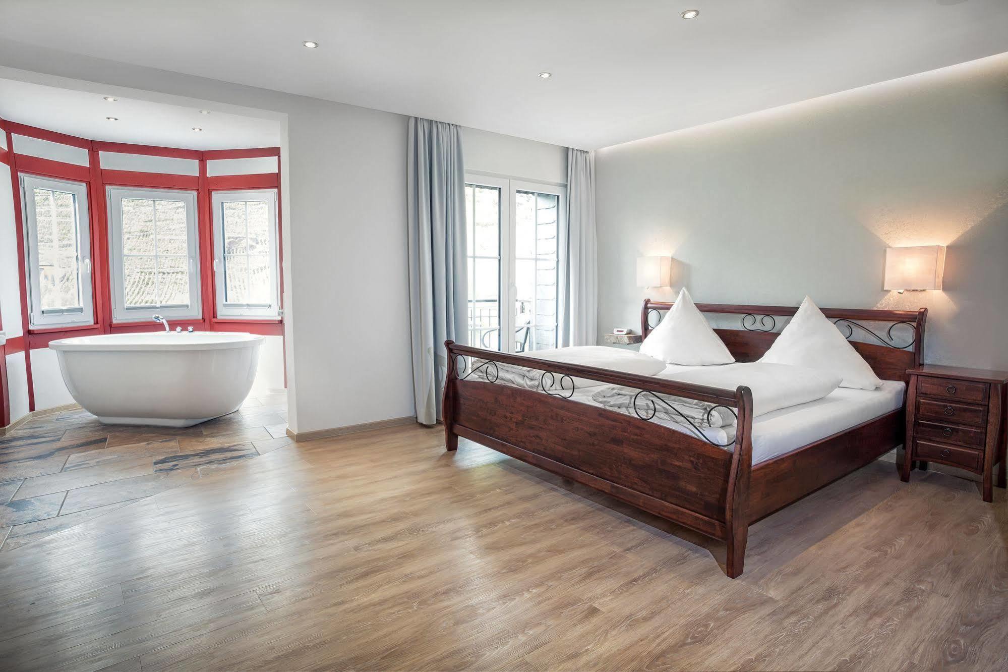 Hotel Filla Andre Ernst Bagian luar foto